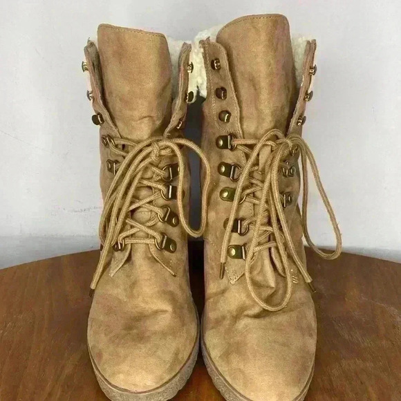 Brash Women's Boots Booties Size 9 Lace-Up Style Faux Suede Tan Block Heels - Picture 2 of 8